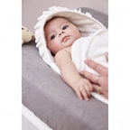 Capa con Volante Blanco