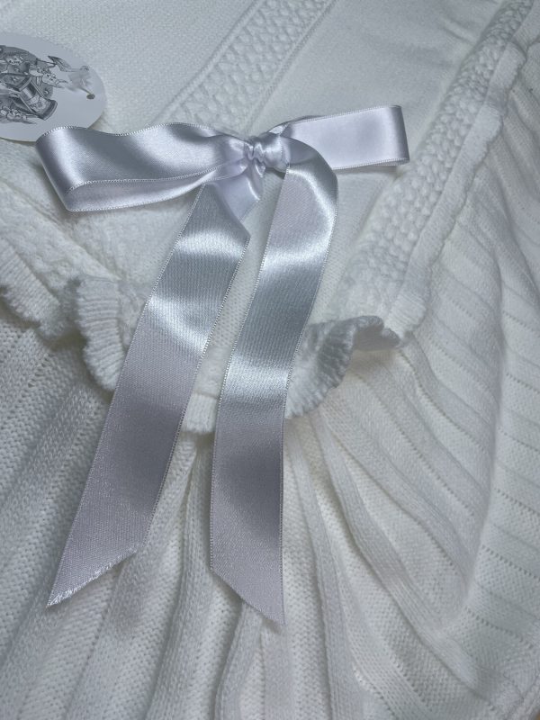Toca Blanca con Pliegues - Imagen 2